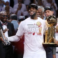King James Gemilang Antar Heat Juara