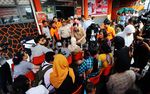 Menkokesra Pantau Pembagian Balsem