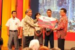 Telkomsel Berbagi Beasiswa senilai  Rp 2,7 Milyar