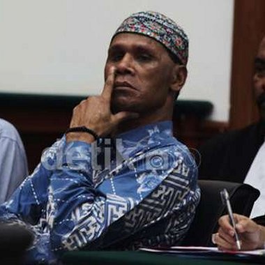 Setelah Tertunda 3 Jam, Sidang Hercules Akhirnya Dimulai