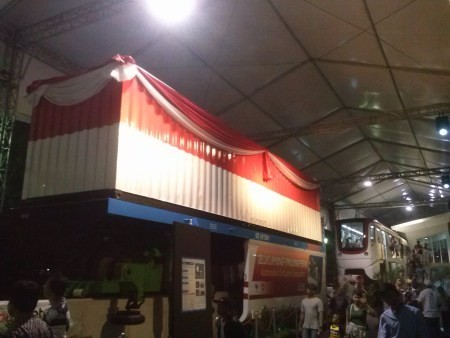 Ini Dia Monorel Buatan BUMN dan China yang Dipamerkan di Monas