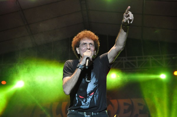 Konser Pertama Godbless di Tenggarong