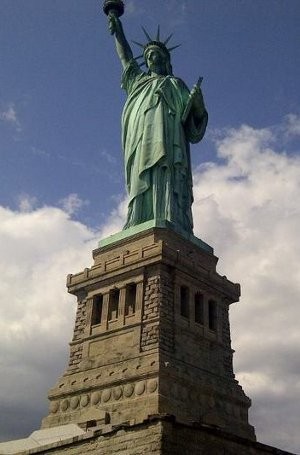 6 Negara dengan Biaya Hotel Termahal di Dunia