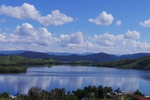 Danau di Eropa? Bukan, Ini di Papua