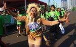 Kostum Unik Peserta Lomba Lari
