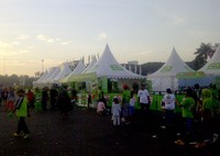 Tenda-tenda Milo, sponsor utama event lari tahunan ini. Mereka juga menyediakan minuman gratis untuk para peserta.