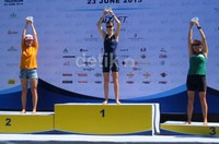 Tiga atlet terbaik di kelompok putri di kategori Sprint Race. Dari kiri ke kanan: Blaise Trigg-Smith (Inggris), Yolanda Mace (Australia), Malinda Leach (Australia).