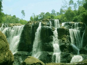 Petualangan ke Niagara Mini (Curug Malela) 