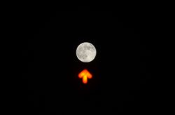Kecantikan Supermoon dari Pelosok Dunia