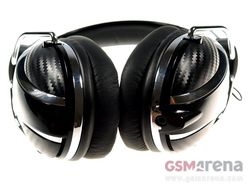 Headphone Kuda Jingkrak Ferrari