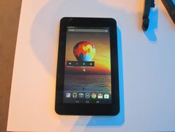 Penampakan Tablet Raksasa di HP World Tour