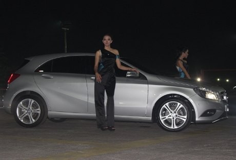 Menjajal Ketangguhan Mobil Usher