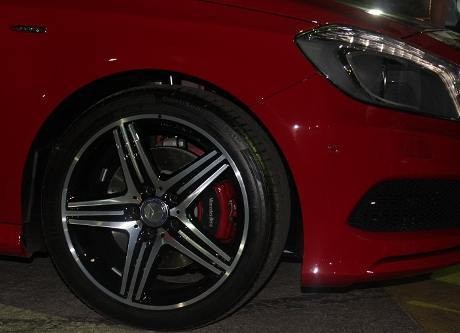 Menjajal Ketangguhan Mobil Usher