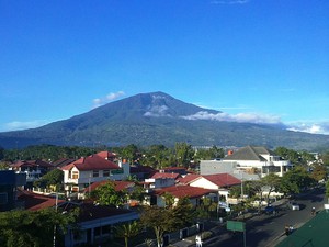 Si Gagah Di Atas Bukit