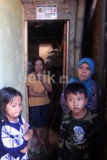 Hidup Miskin, Mbok Warkem Tak Terima BLSM