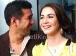 Arumi Bachsin dan Emil Dardak Makin Lengket