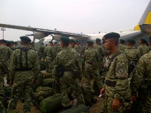 Ratusan Personel Kostrad dan Marinir Kembali Tiba di Pekanbaru