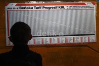 Tarif progresif ini berlaku dengan sistem baru, 5 stasiun pertama penumpang dikenakan biaya Rp 3.000 kemudian memperoleh subsidi sebesar Rp 1.000 menjadi Rp 2.000. Untuk stasiun berikutnya atau setelah stasiun kelima akan dikenakan tarif Rp 1.000 untuk setiap 3 stasiun. Tarif ini kemudian memperoleh subsidi Rp Rp 500 menjadi tinggal Rp 500 per setiap 3 stasiun lanjutan.
