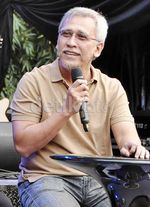 Raya, Album Baru Iwan Fals