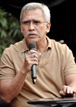 Raya, Album Baru Iwan Fals