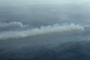 7 Ton Garam Disemai di Langit Riau