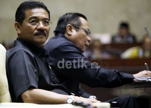 Rusli Zainal Ditahan, Mendagri Minta Wagub Riau Fokus Tangani Asap
