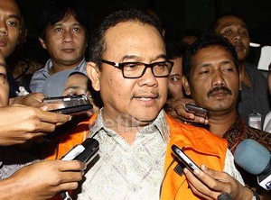 KPK Sita 3 Mobil dan 1 Unit Apartemen Milik Rusli Zainal