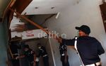 Puluhan Kios di Stasiun Mangga Besar Dibongkar