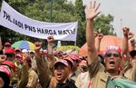 Honorer Kementan Demo Minta Jadi PNS