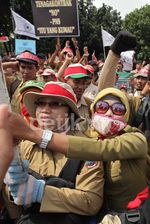 Honorer Kementan Demo Minta Jadi PNS