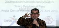 Menurut Salim, menumpuknya pembagian Balsem dikarenakan hanya sedikit kantor pos yang buka saat Balsem dibagikan. Ke depan per 1 Juli, sekitar 3.800 kantor pos akan dibuka secara bersamaan.