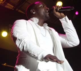 Akon Ikut Tampil di Film American Heist