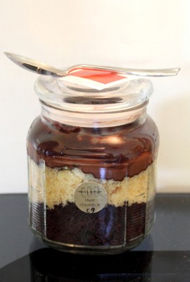 Cake in The Jar dan Cronuts Jadi Trend Pastry Tahun Ini