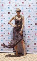 Ups! Dress Jessie J Tertiup Angin