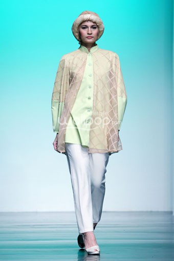 Jakarta, Indonesia - 26 Juni. Adrianto Halim Elegance Forever. Jakarta Islamic Fashion Week 2013 at Hall Jakarta Convention Center. Senayan. 26 Juni 2013. Jakarta. [Foto: Mohammad Abduh/Wolipop]