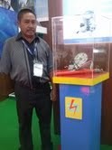 Dengan Keterbatasan Fisik, Pegawai PLN Ini Mampu Hasilkan Alat Canggih