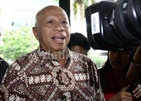 Arifin Panigoro tiba di gedung KPK sekitar pukul 16.00 WIB. Lamhat Aritonang/detikFoto.