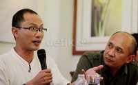 Heru Hendratmoko memberikan pemaparan.