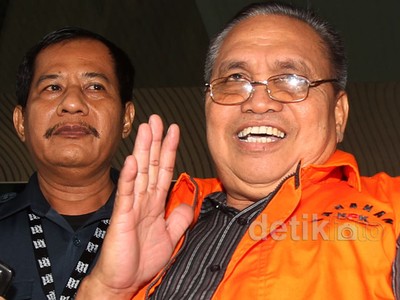 KPK Tahan Anggota DPRD Seluma Pirin Wibisono