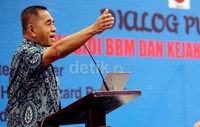 Sementara itu, mantan KSAD Jenderal (Purn) Ryamyzard Ryachudu tampil sebagai keynote speach.