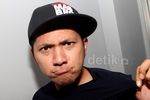 Gaya Hip Hop Gading Marten