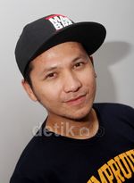 Gaya Hip Hop Gading Marten