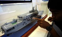 Miniatur kapal itu dipamerkan di BUMN Innovation Expo & Award 2013.