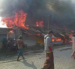 Pasar Tradisional di Bojonegoro Terbakar