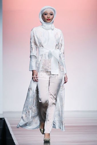 Jakarta, Indonesia - 26 Juni 2013. Ronald V Gaghana Elements. Jakarta Islamic Fashion Week 2013 at Hall Jakarta Convention Center. Senayan. Jakarta. [Foto: Mohammad abduh/Wolipop]