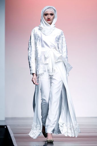 Jakarta, Indonesia - 26 Juni 2013. Ronald V Gaghana Elements. Jakarta Islamic Fashion Week 2013 at Hall Jakarta Convention Center. Senayan. Jakarta. [Foto: Mohammad abduh/Wolipop]