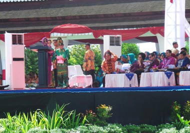 Dari Kendari, Pemerintah Gaungkan Pentingnya Keluarga dalam Pembangunan