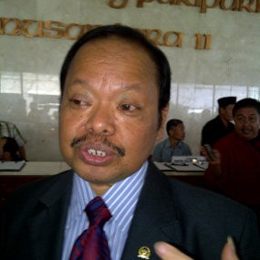Sutan Bhatoegana Cs Akan Rapat Bikin ICW Minta Maaf Sutan Bhatoegana Cs Akan Rapat Bikin ICW Minta Maaf