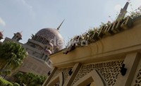 Sudah beberapa hari ini cuaca di Kuala Lumpur kembali cerah.