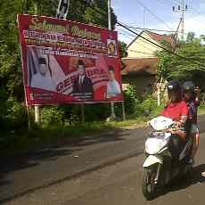 Prabowo Hadiri Acara HKTI, Baliho Caleg Gerindra Bertebaran